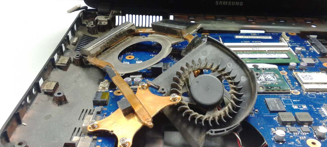 чистка ноутбука Samsung в Юбилейном