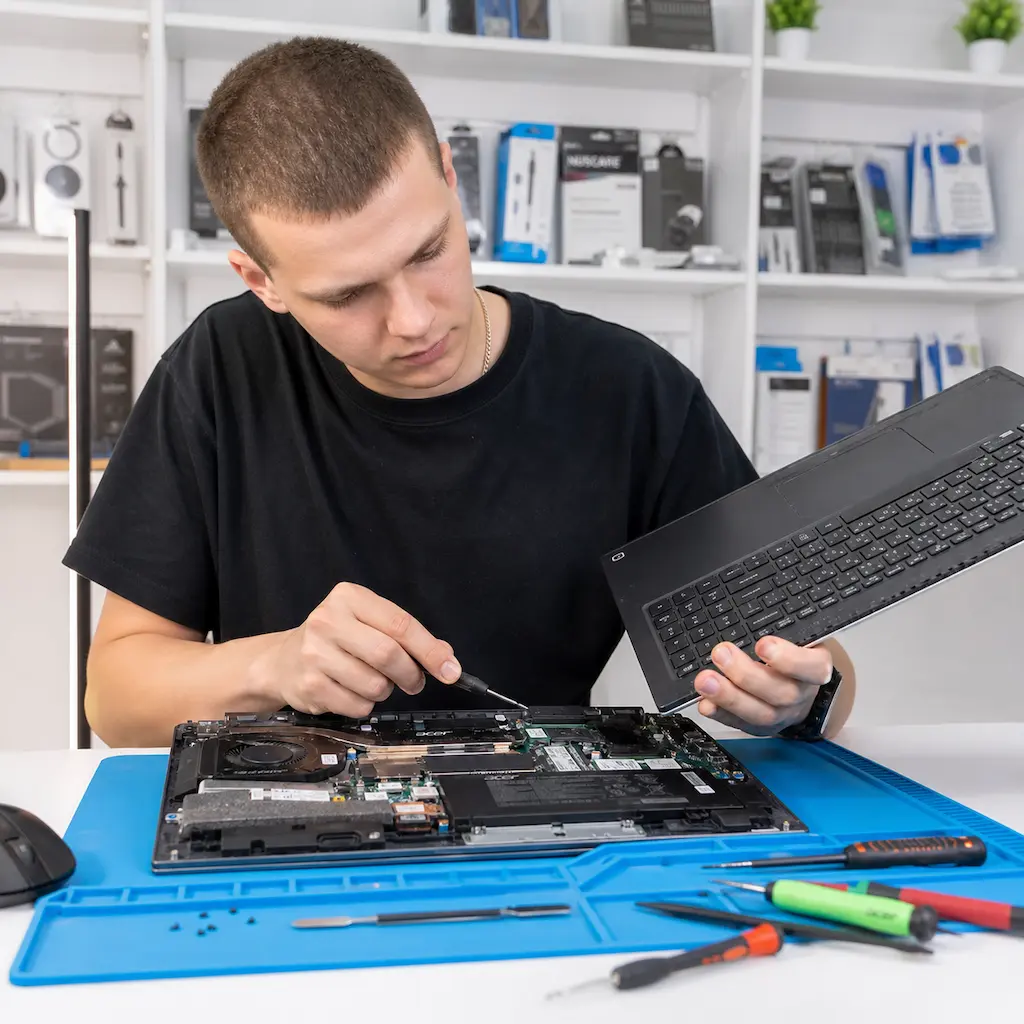 заменить клавиатуру на ноутбуке Acer в Юбилейном